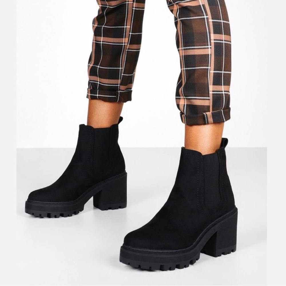 Topshop Black Ankle Booties with Sleek Design